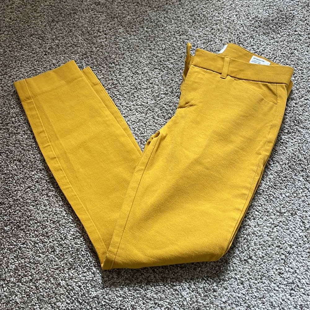 3 for $10 GAP Mustard Yellow Skinny Pants